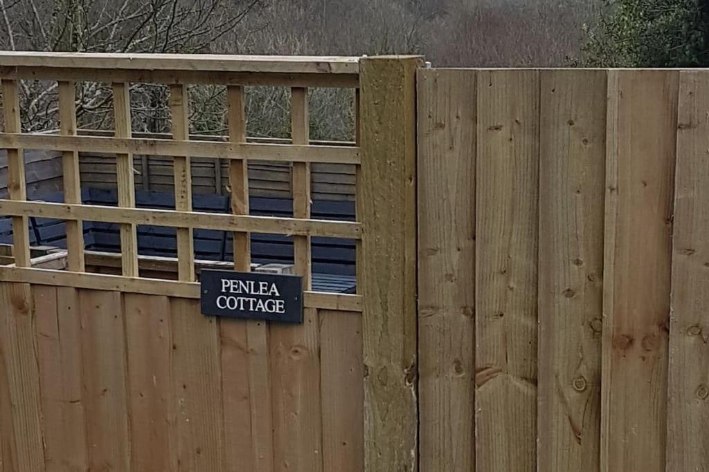 Bijou Coastal Apartment In Polperro With Hot Tub Onsite Parking Downhill Walk To Village 외부 사진