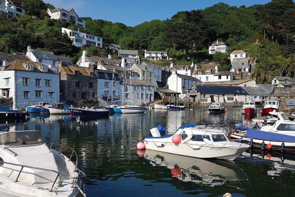 Bijou Coastal Apartment In Polperro With Hot Tub Onsite Parking Downhill Walk To Village 외부 사진