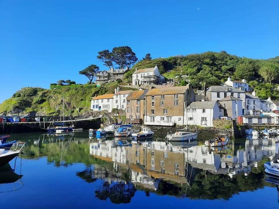 Bijou Coastal Apartment In Polperro With Hot Tub Onsite Parking Downhill Walk To Village 외부 사진